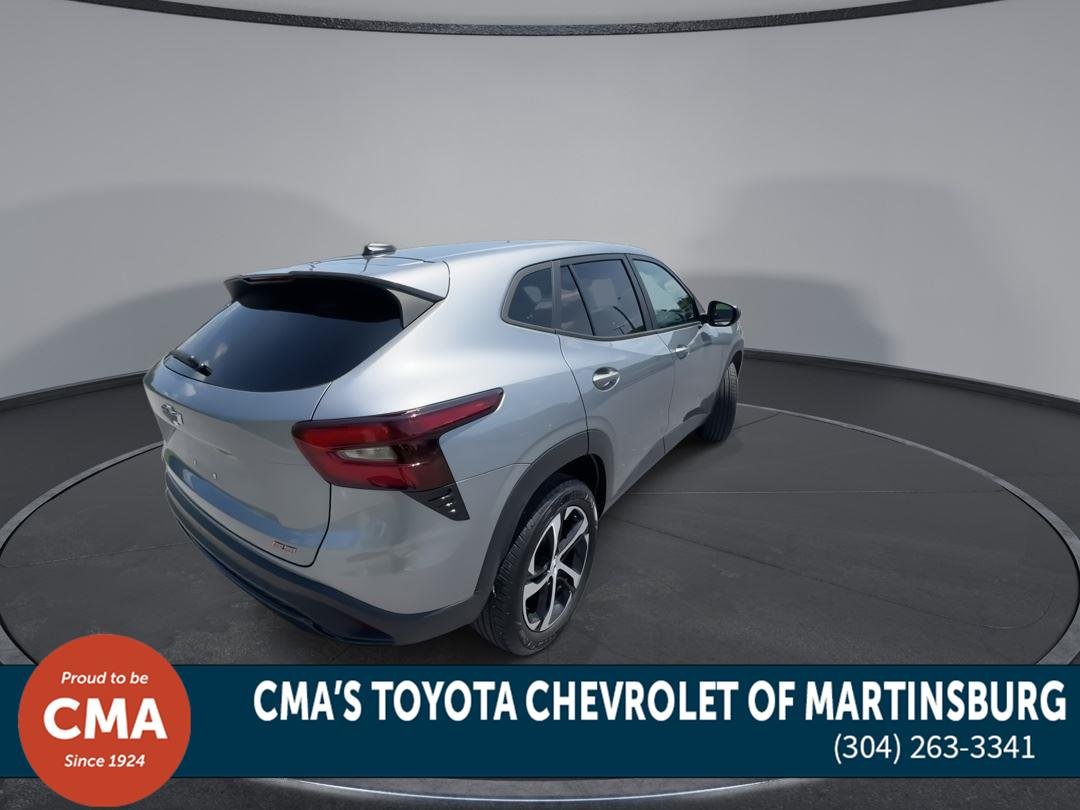 Used 2024 Sterling Gray Metallic Chevrolet 1RS image 8