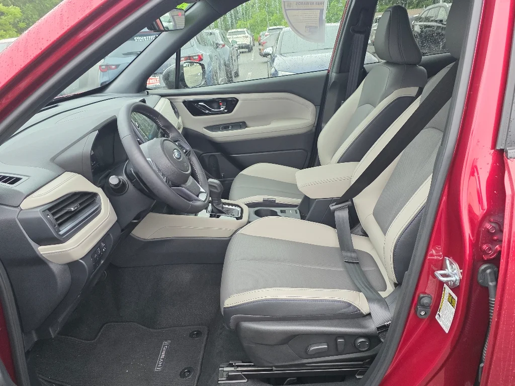 2025 Subaru Forester Limited - Photo 33