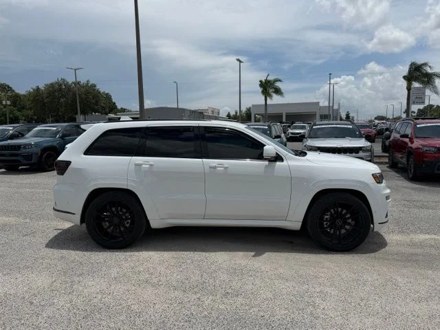 Used 2021 White Jeep Overland image 7