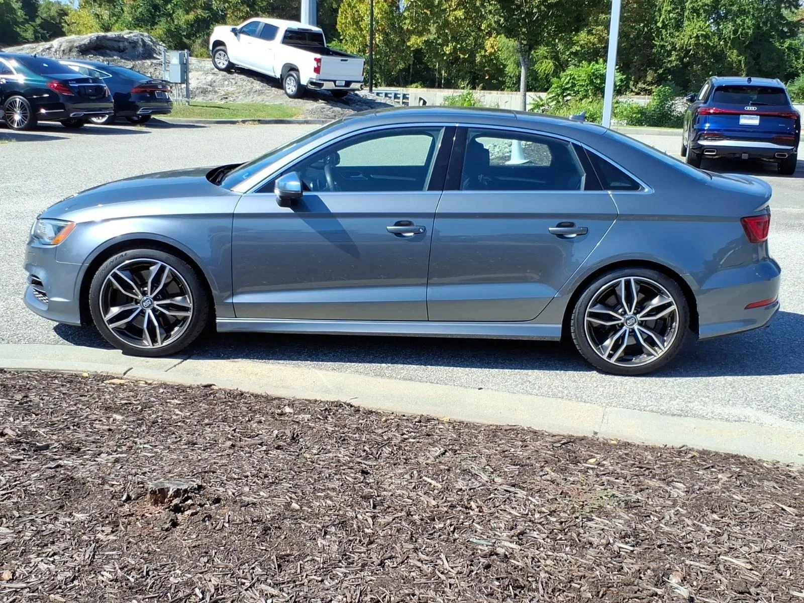 Used 2015 Daytona Gray Pearl Effect Audi 2.0T Prestige image 3