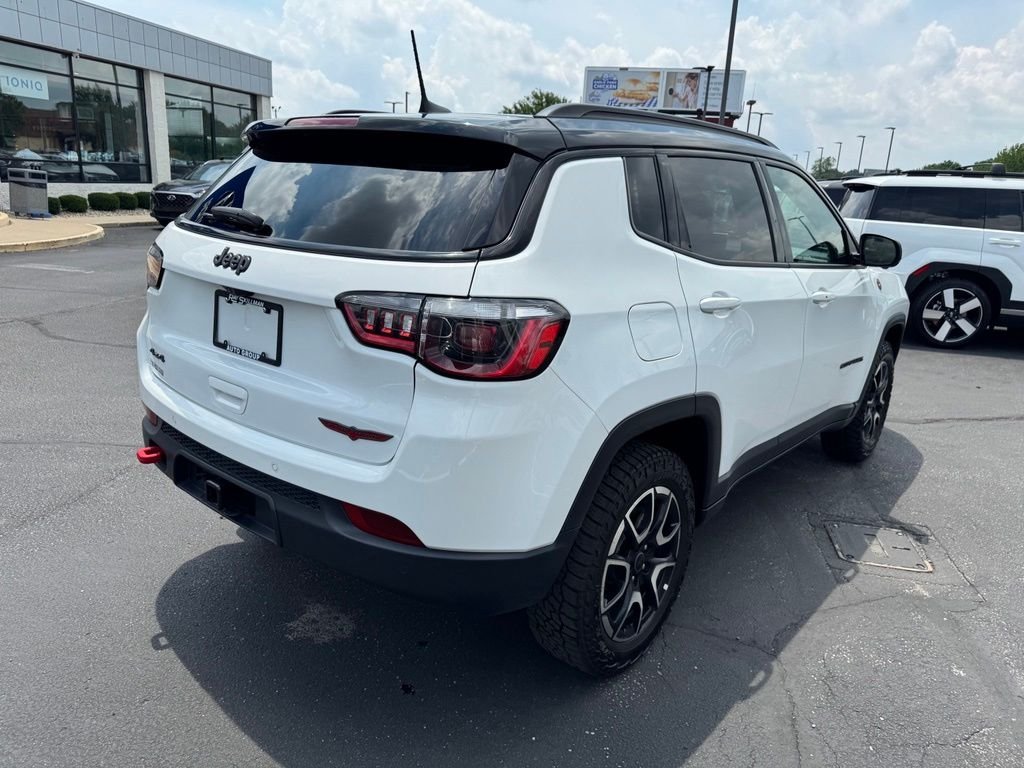 Used 2025 Bright White Clearcoat Jeep Trailhawk image 7