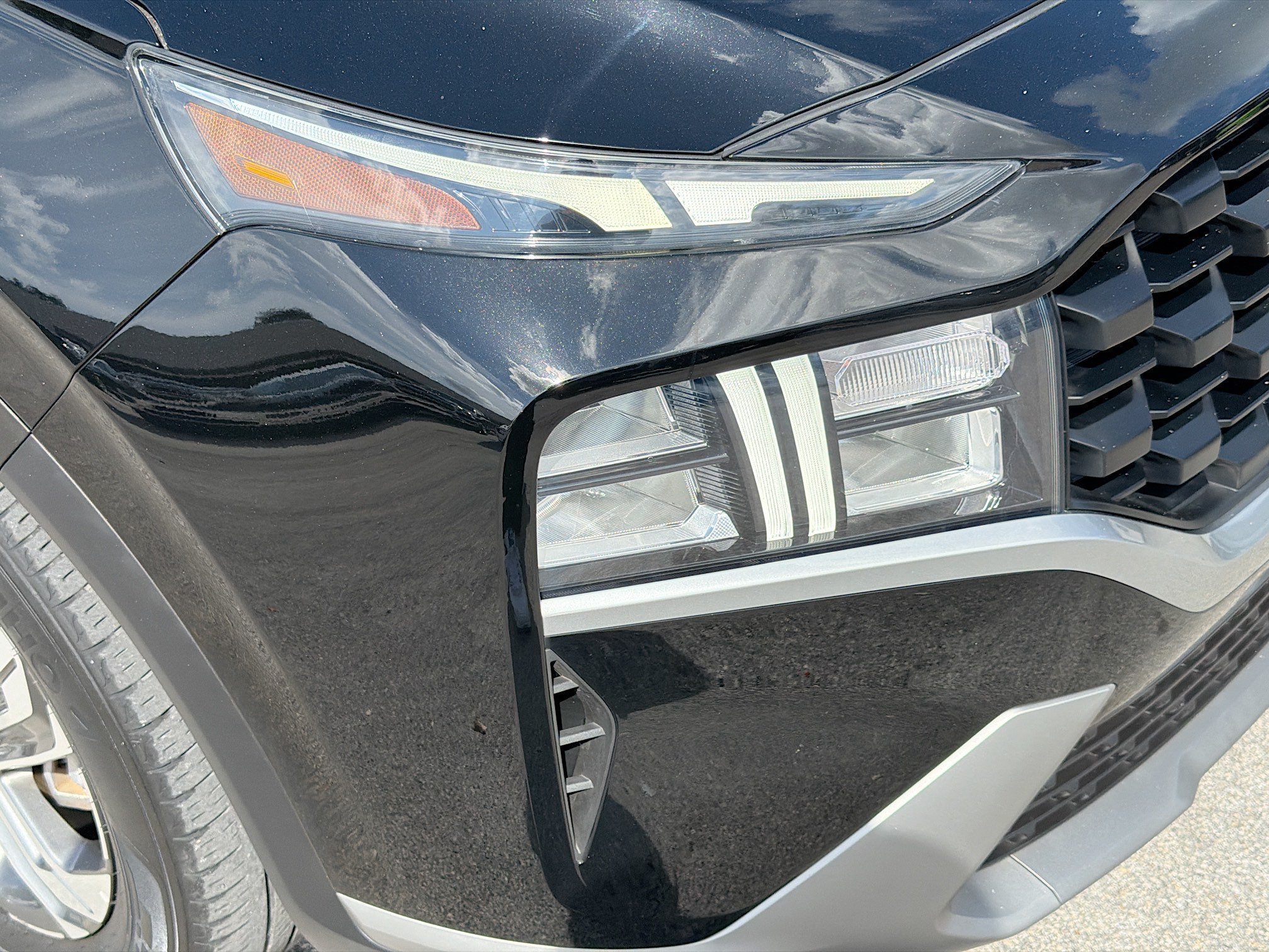 Used 2023 Twilight Black Hyundai SE image 31