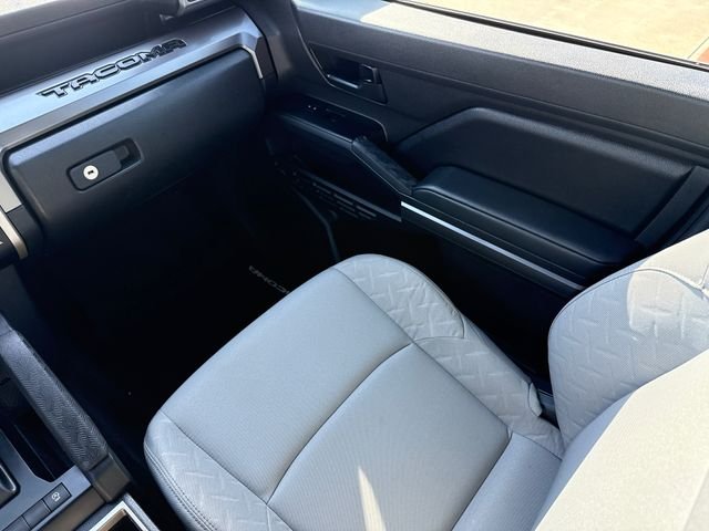Used 2024 White Toyota SR5 image 16