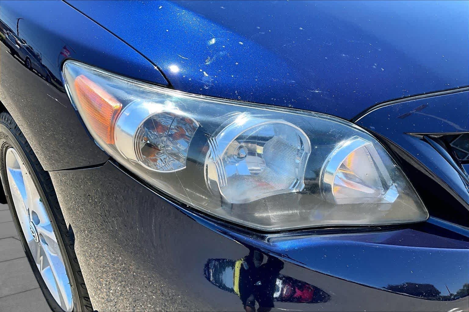 Used 2011 Nautical Blue Metallic Toyota LE image 27