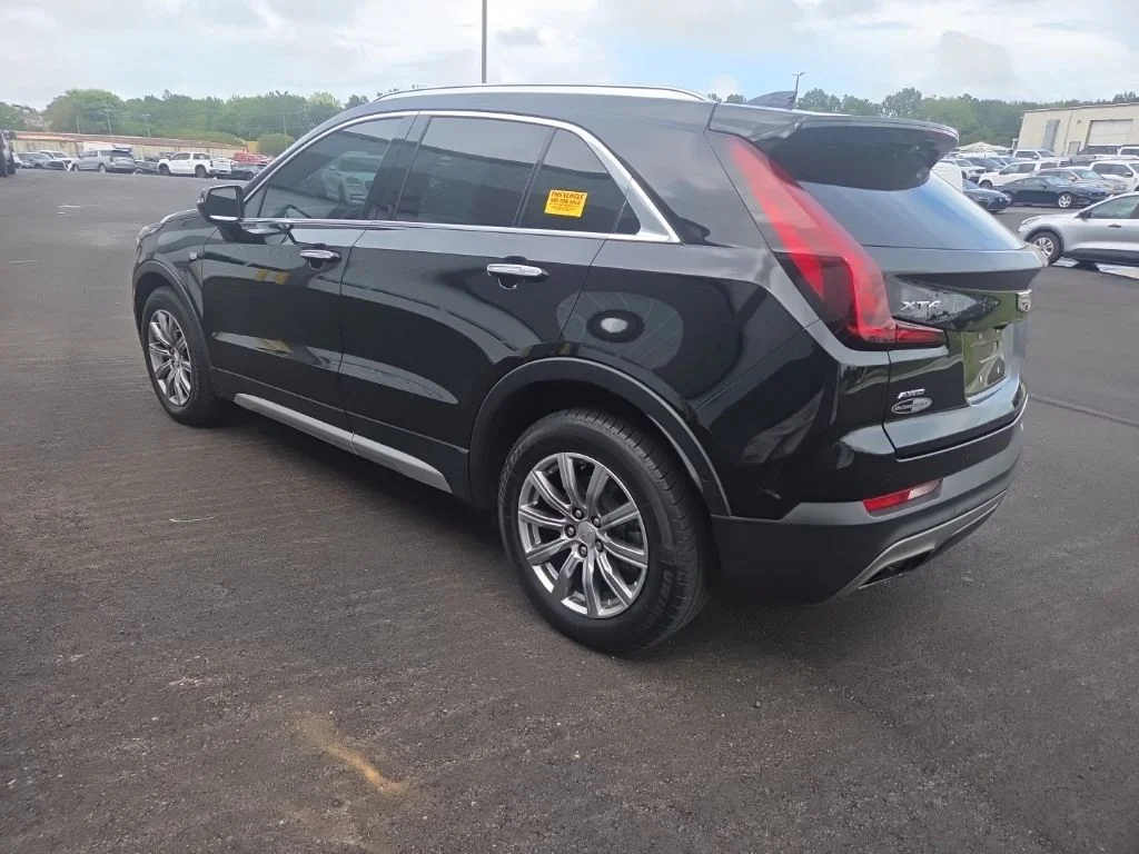 Used 2019 Black Cadillac Premium Luxury image 8