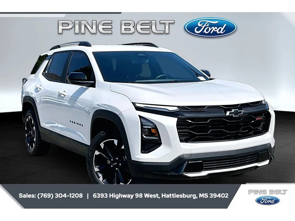 Used 2025 Iridescent Pearl Tricoat Chevrolet FWD RS image 1