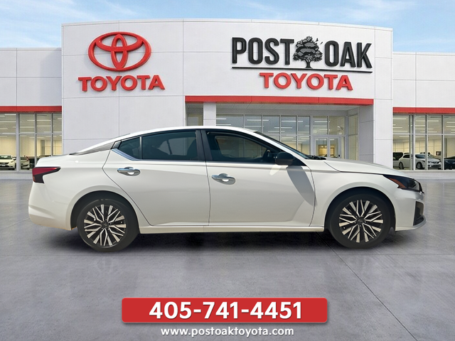 2025 Nissan Altima SV - Photo 12