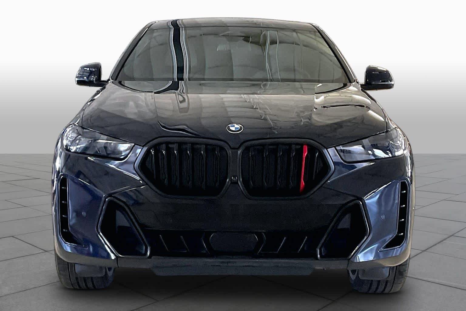 Certified Used 2025 Carbon Black Metallic BMW xDrive40i image 3