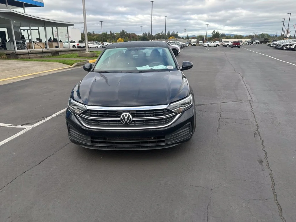 Used 2023 Deep Black Volkswagen 1.5T S image 7
