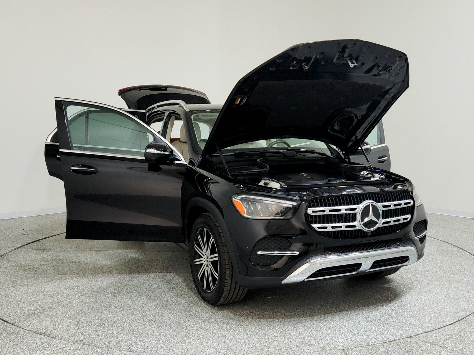 Certified Used 2025 Black Mercedes-Benz GLE 350 image 16