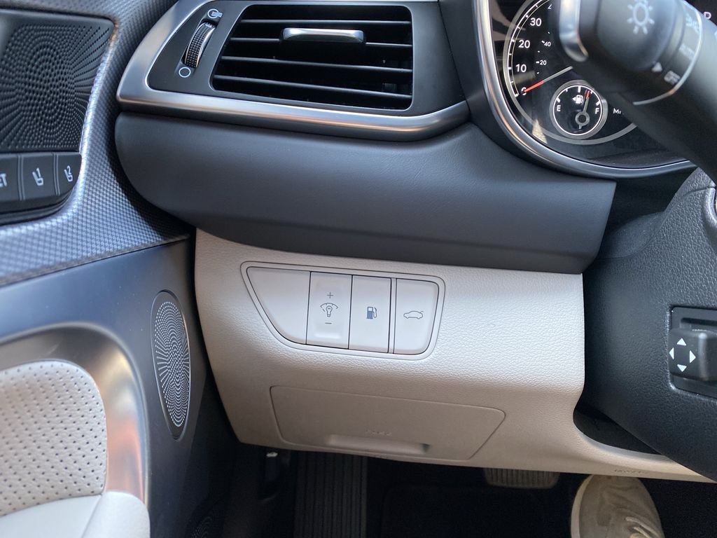 2022 GENESIS G70 Standard - Photo 20
