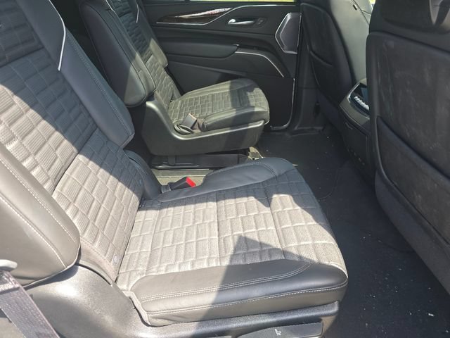 Used 2024 Crystal White Tricoat Cadillac Sport Platinum image 21