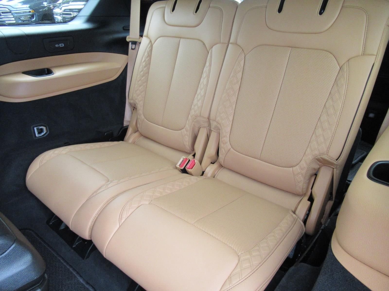 Used 2023 White Jeep Summit image 37