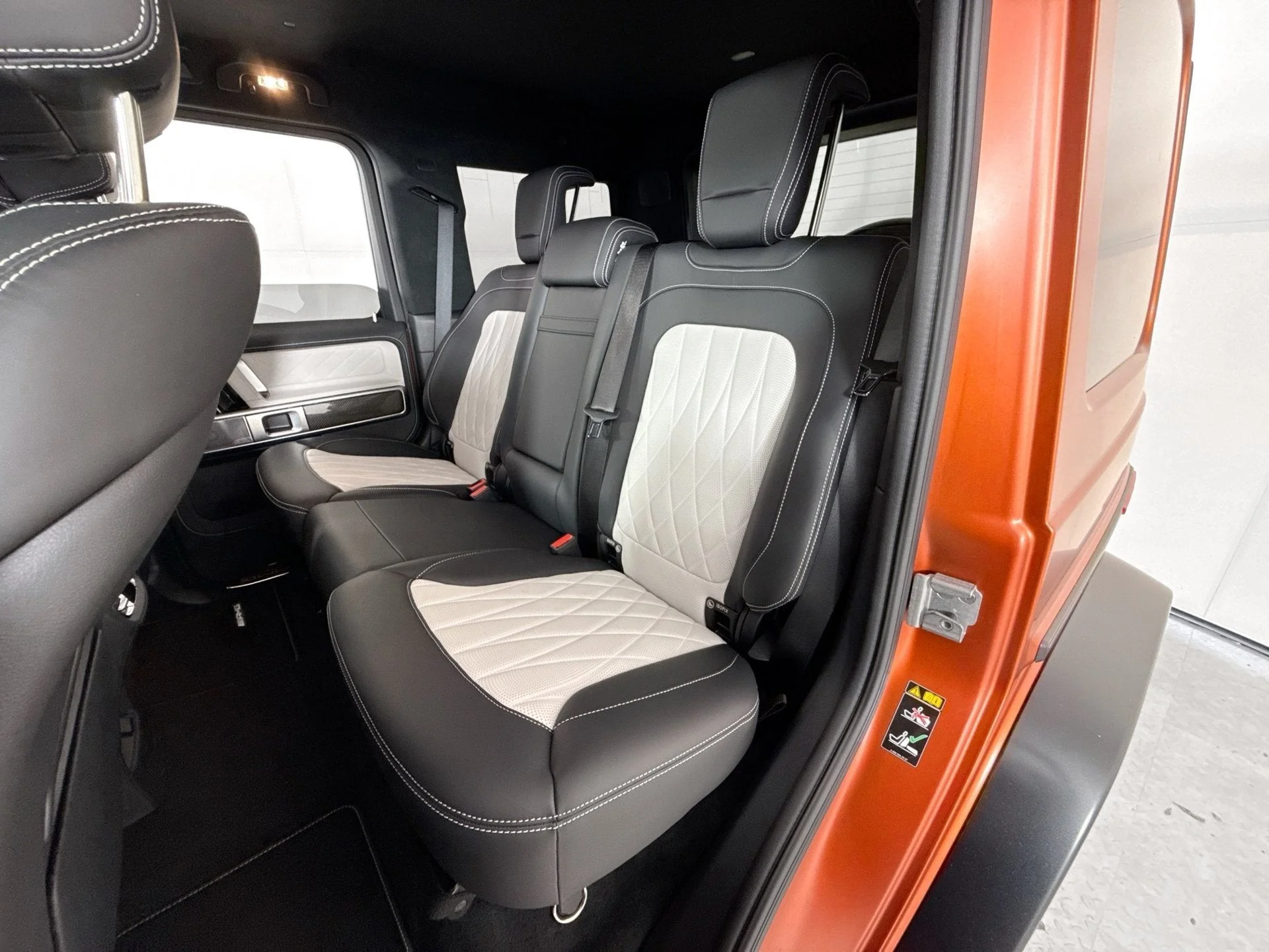 Used 2025 MANUFAKTUR Copper Orange Magno Mercedes-Benz G 63 AMG® image 19