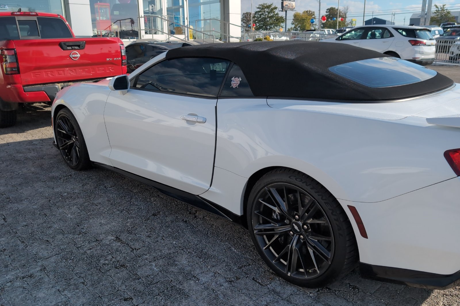 Used 2018 SUMMIT WHITE Chevrolet ZL1 image 9