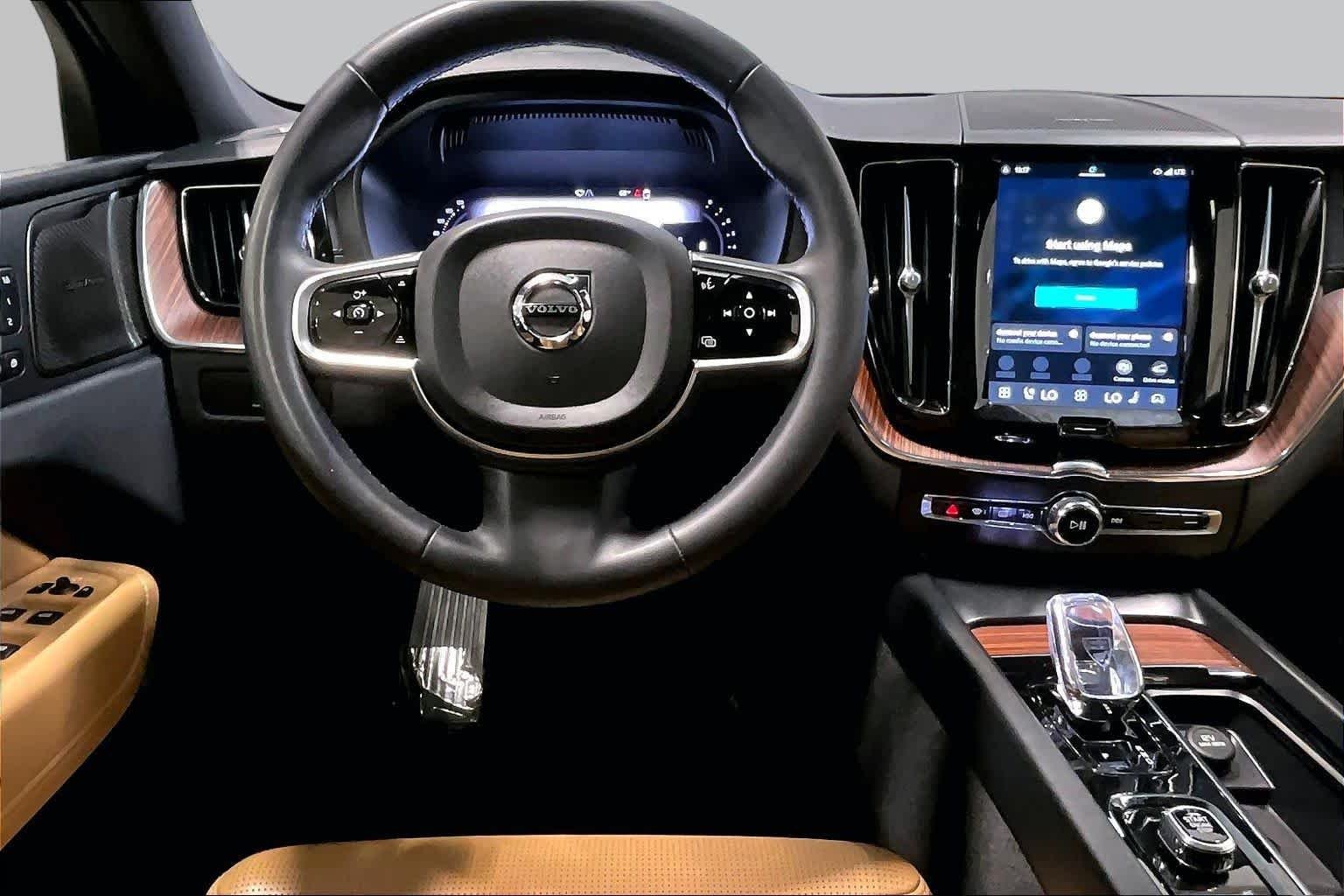 Used 2024 Onyx Black Metallic Volvo Ultimate Dark Theme image 6