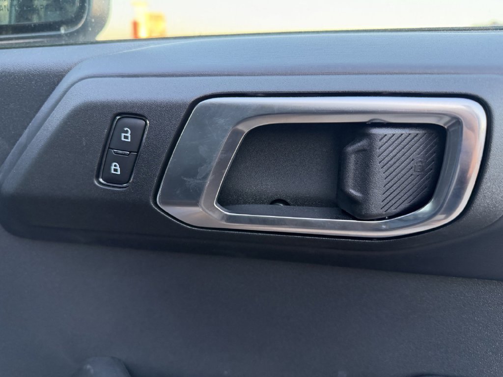 New 2025 Carbonized Gray Metallic Ford Badlands® image 12