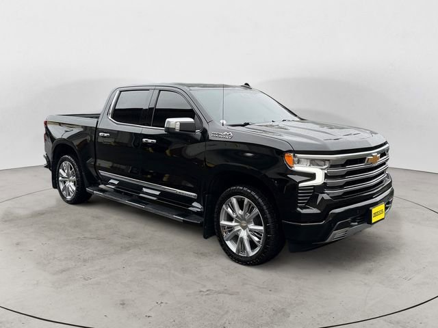Used 2024 Black Chevrolet High Country image 7