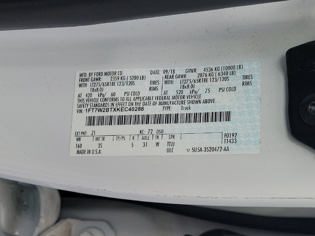 Used 2019 White Ford XLT image 24