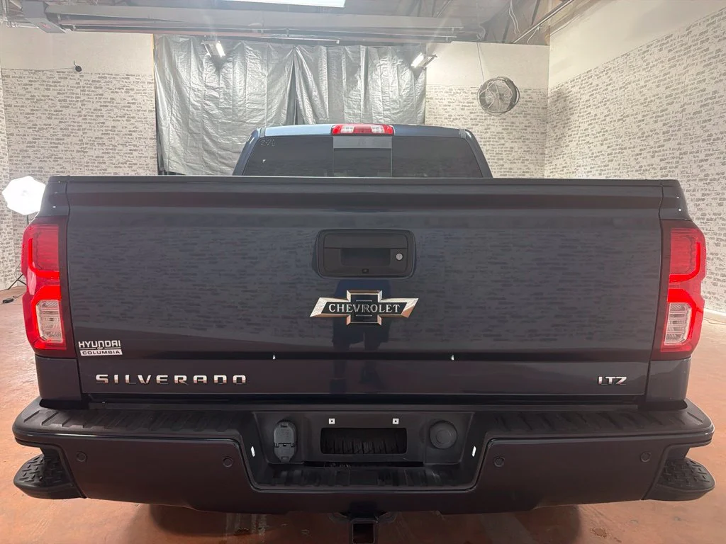 Used 2018 Centennial Blue Metallic Chevrolet LTZ image 6