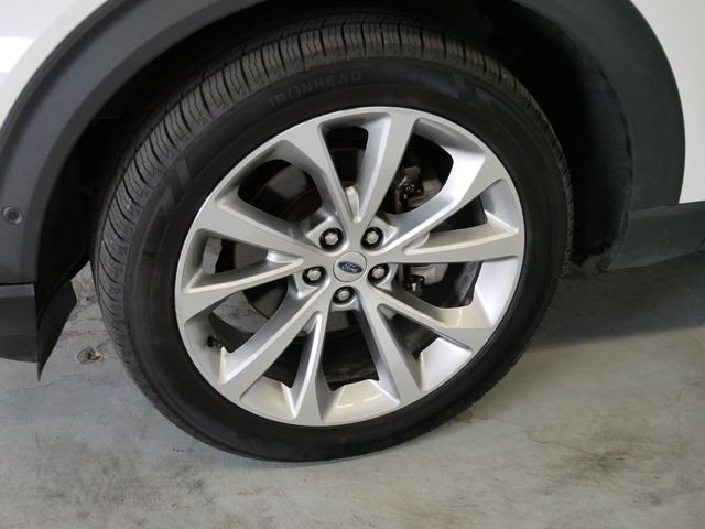 Certified Used 2021 White Metallic Ford Platinum image 4