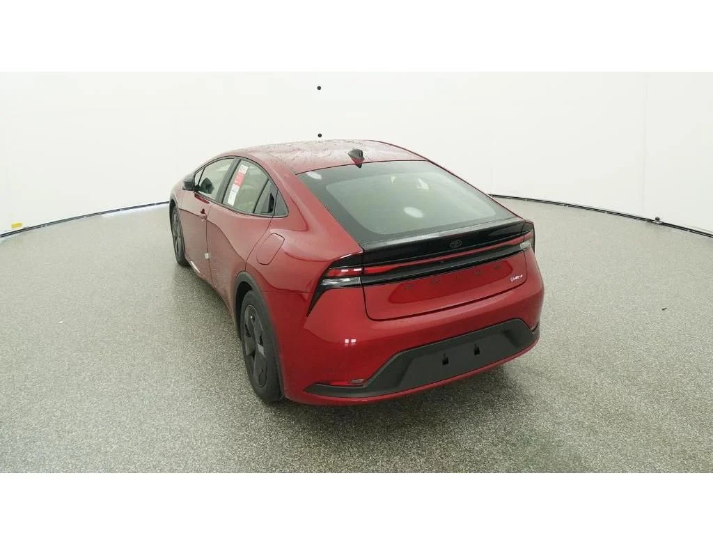 New 2026 Supersonic Red Toyota LE image 28