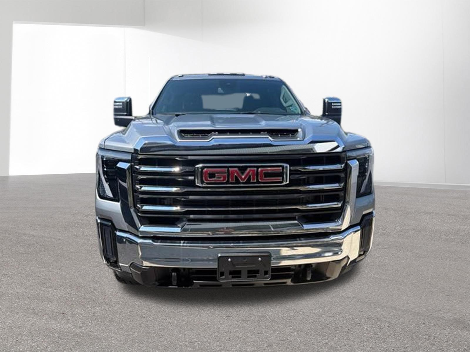 Used 2025 Sterling Metallic GMC SLT image 3