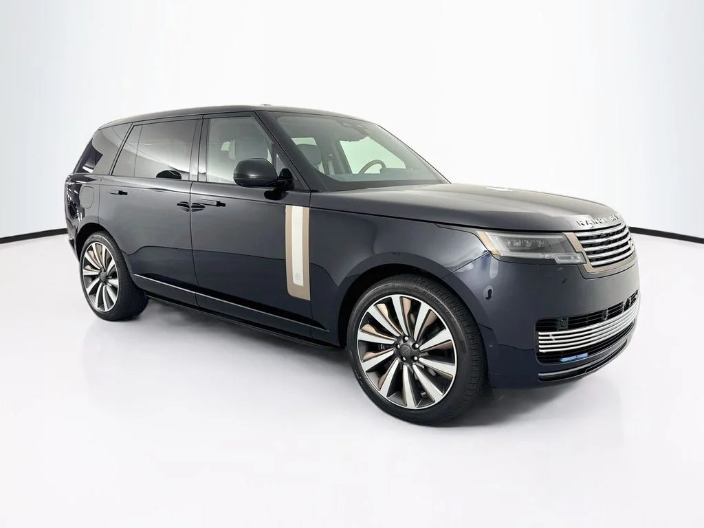 New 2026 Constellation Blue Ultra Metallic Gloss Land Rover SV image 3