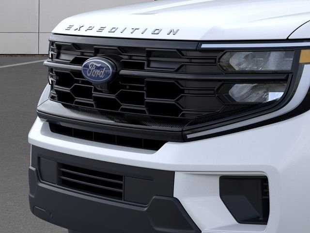New 2026 Star White Metallic Tri-Coat Ford Active image 17