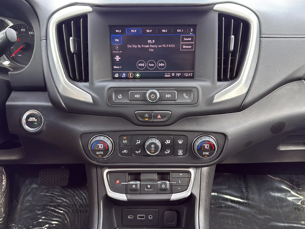 Used 2023 Silver GMC SLE image 16