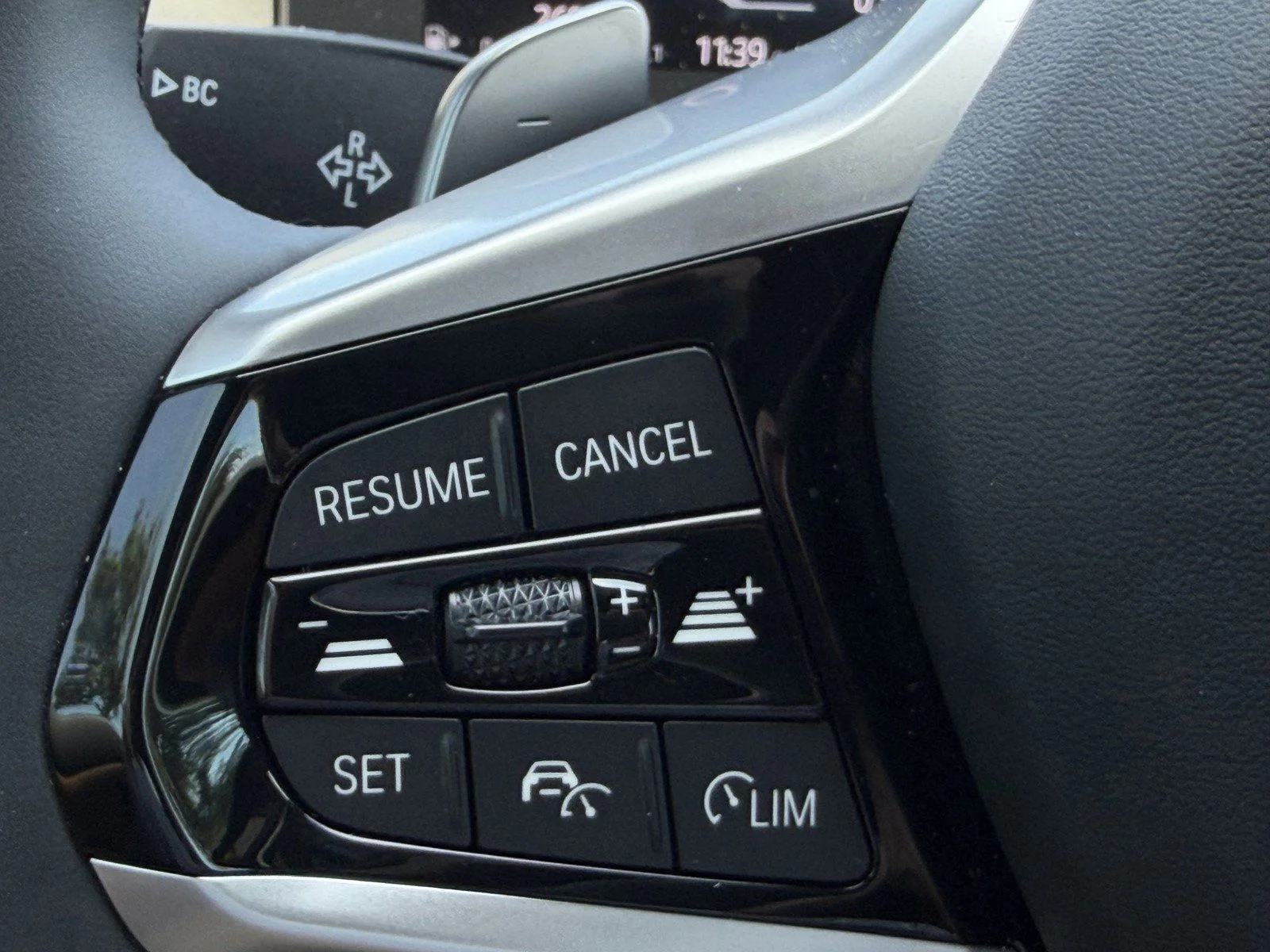 New 2026 Mineral White Metallic BMW 430i image 25