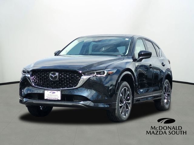 2025 Mazda CX-5 S Preferred package Auto AWD's photo