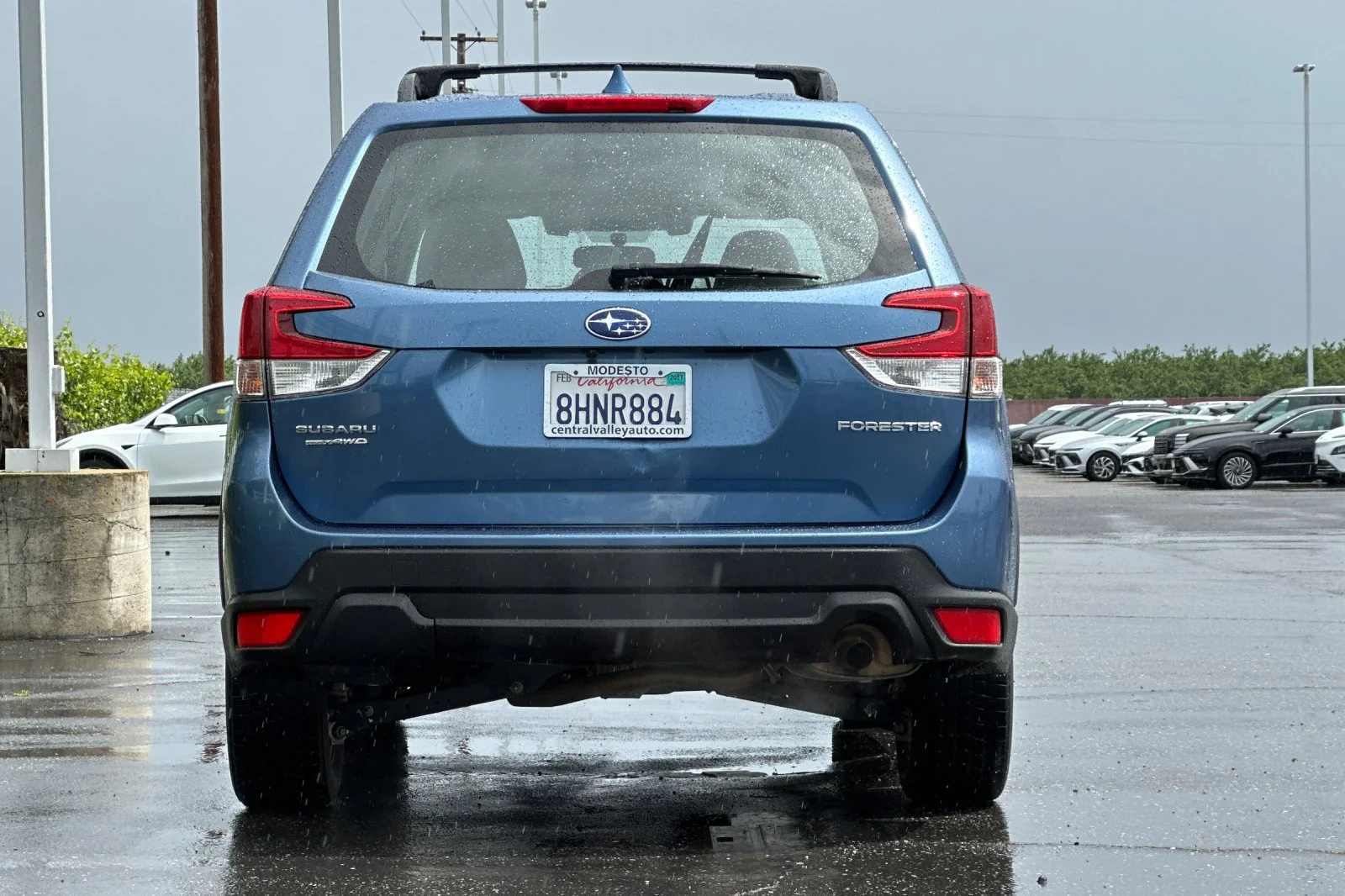 Used 2019 Horizon Blue Pearl Subaru Base image 5