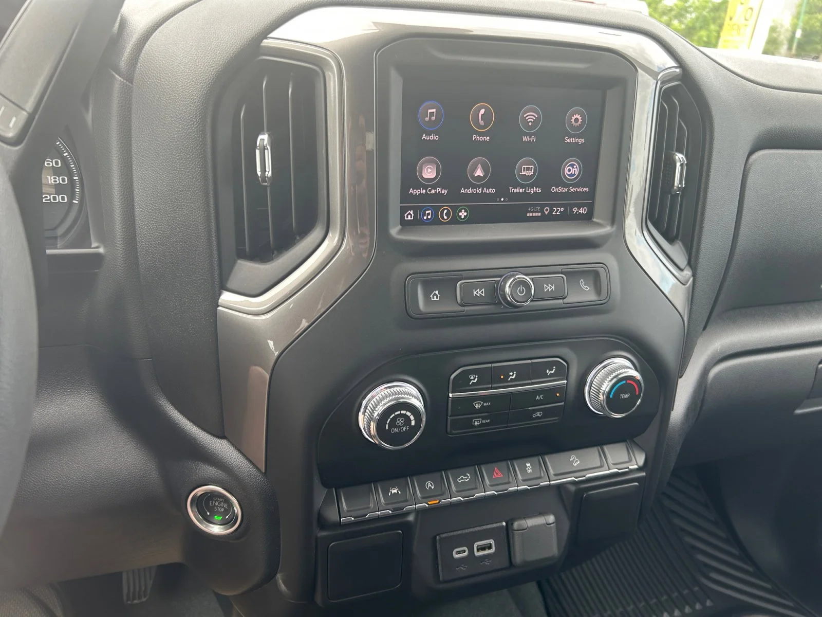 New 2026 Onyx Black GMC Pro image 21