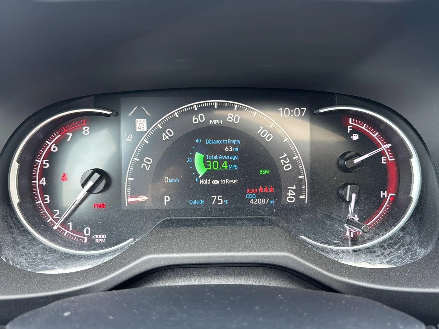 Used 2024 Silver Sky Metallic Toyota XLE image 4
