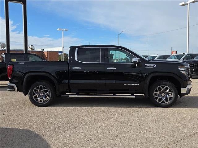 New 2026 Onyx Black GMC SLT image 5