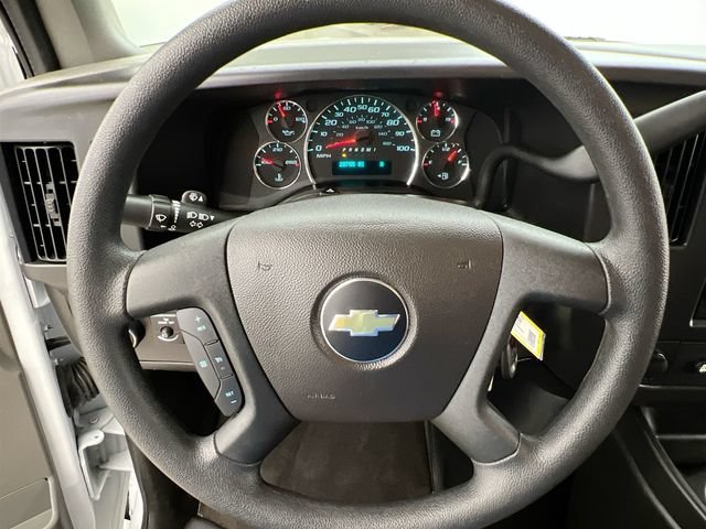 Certified Used 2025 Summit White Chevrolet 1LT image 28