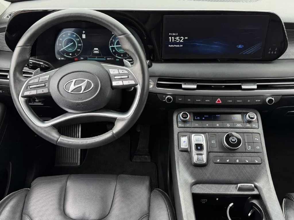 Used 2023 White Hyundai Limited image 11