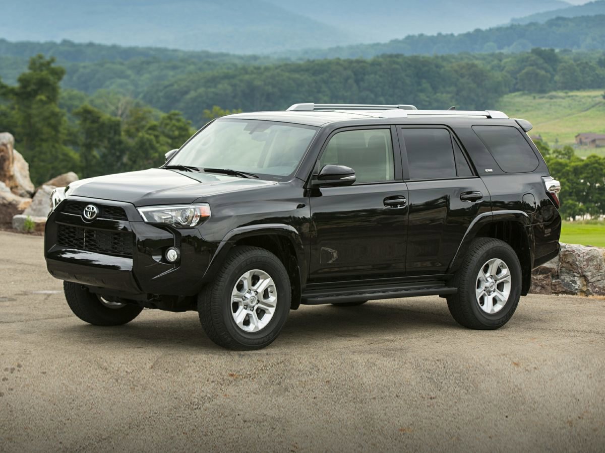 2015 Toyota 4Runner Limited photo 2