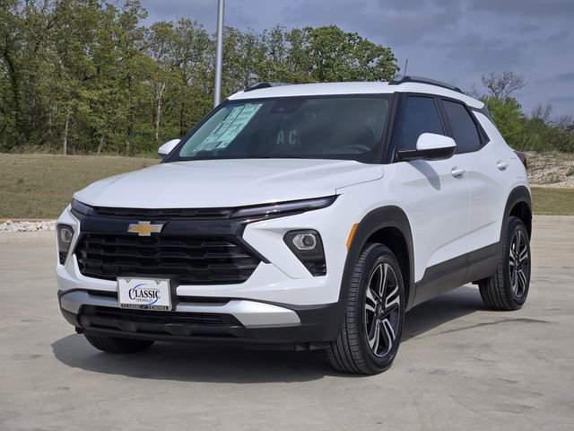 New 2026 Summit White Chevrolet LT image 3