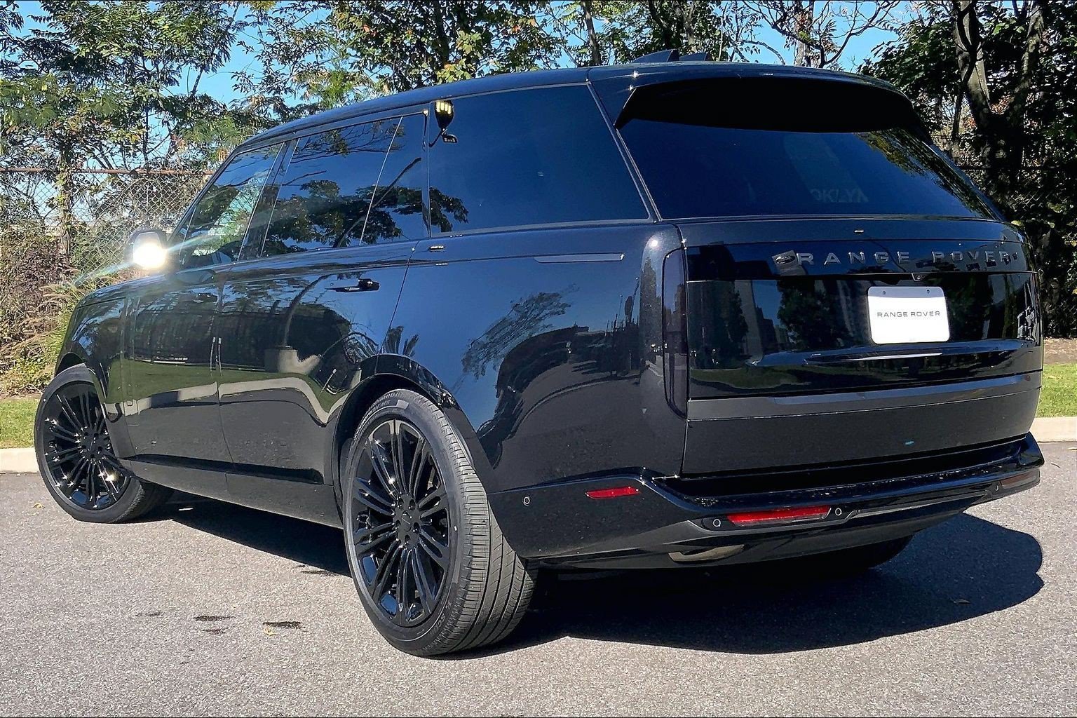 Certified Used 2026 Santorini Black Metallic Land Rover SE image 3