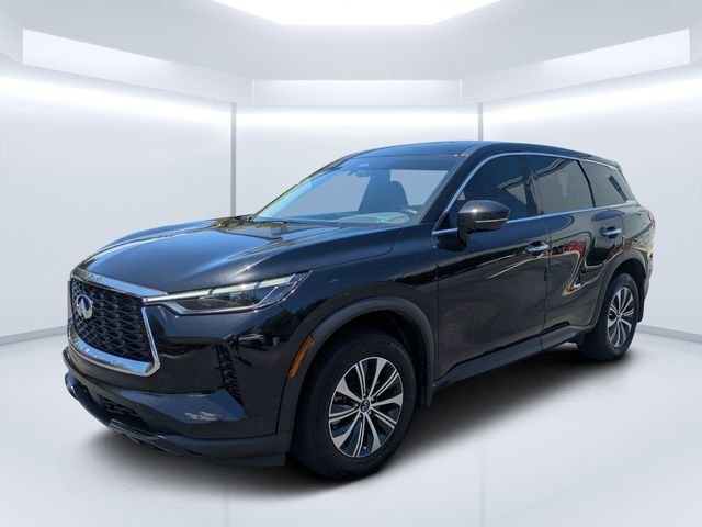 Used 2023 Black INFINITI PURE image 7