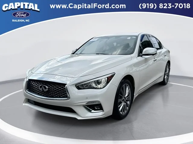 2023 INFINITI Q50 LUXE