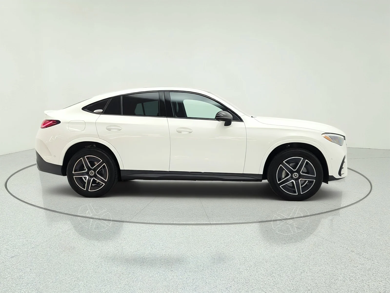 Certified Used 2026 Polar White Mercedes-Benz GLC 300 4MATIC® Coupe image 4