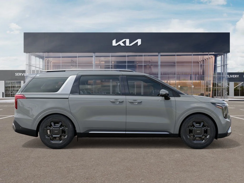New 2027 Silver Kia SX image 7