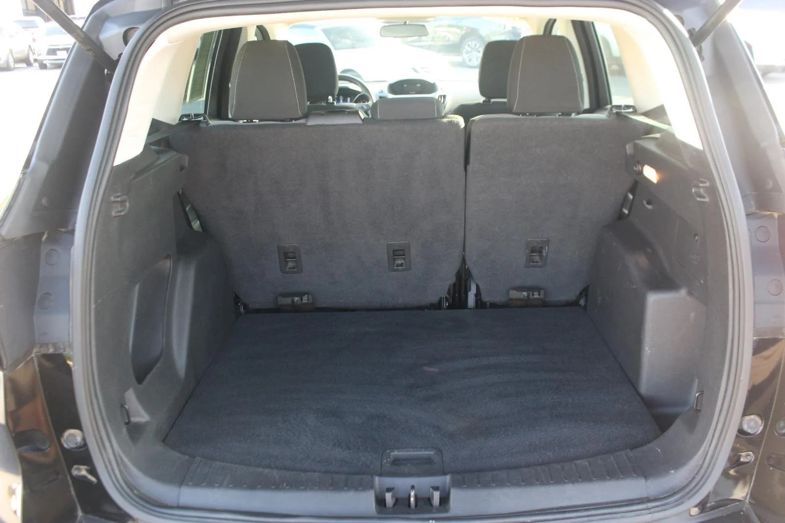 Used 2019 Black Ford S image 10