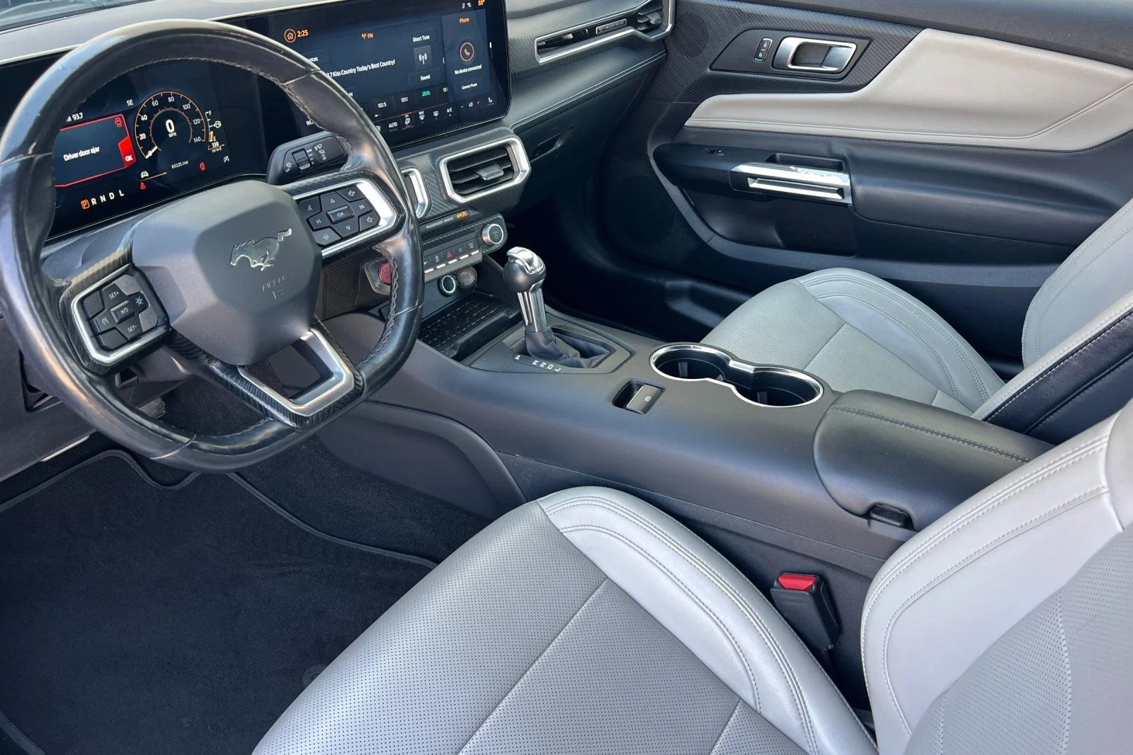 Used 2024 Blue Ford EcoBoost Premium image 11