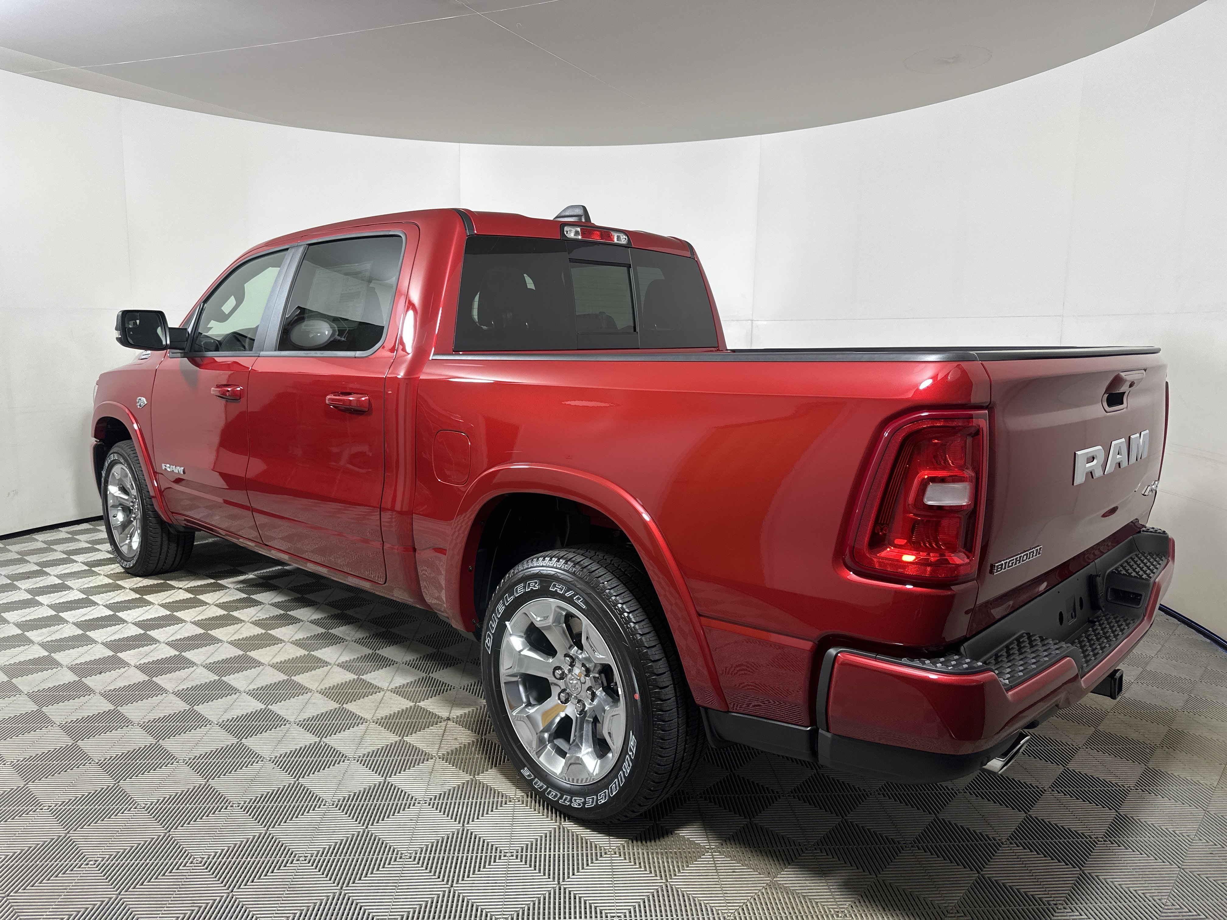 New 2026 Molten Red Pearl-Coat Exterior Paint RAM Big Horn image 5