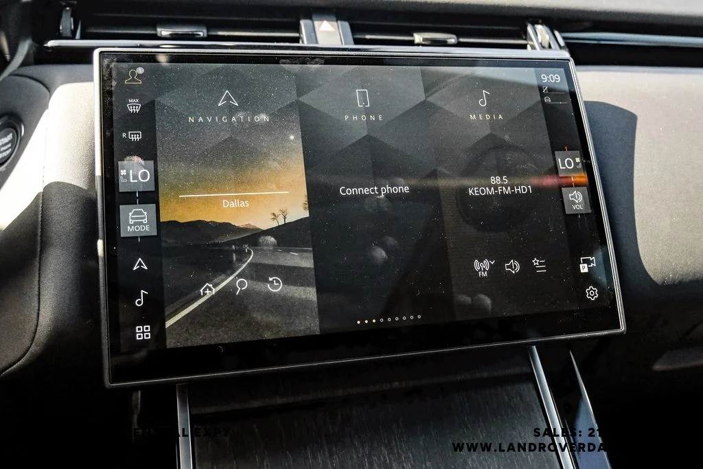 New 2026 Santorini Black Metallic Land Rover S image 21