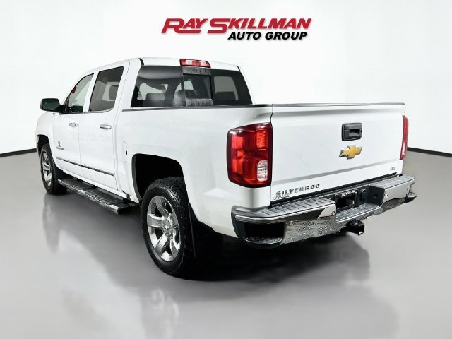 Used 2018 SUMMIT WHITE Chevrolet LTZ image 5
